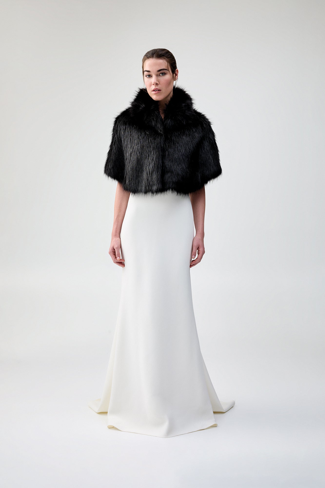 Unreal Fur | Nord Cape, Faux Fur, Black, One Size Unreal Fur | Nord Cape, Faux Fur, Black, One Size