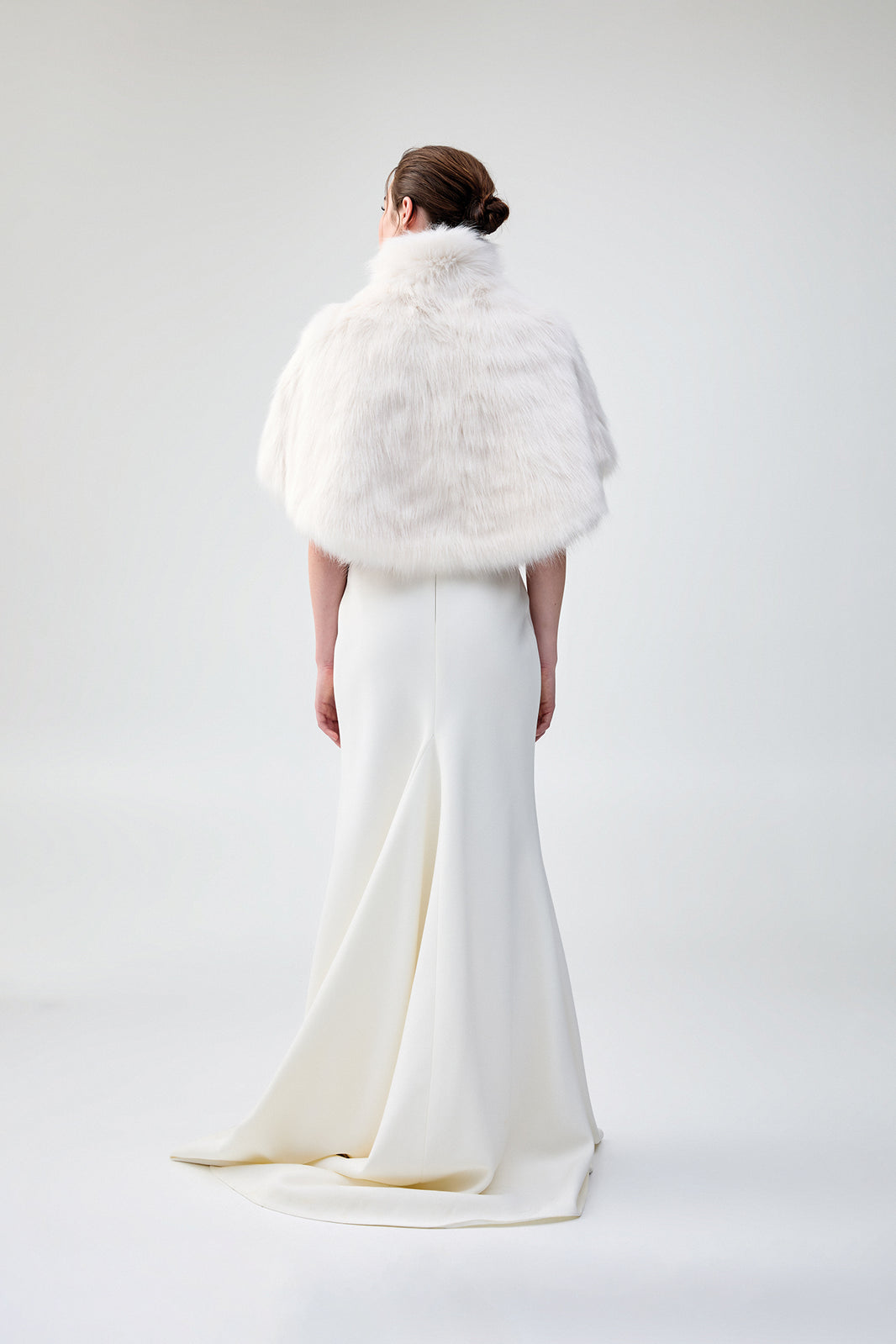 Women White Fur Contrast Tape Jacket