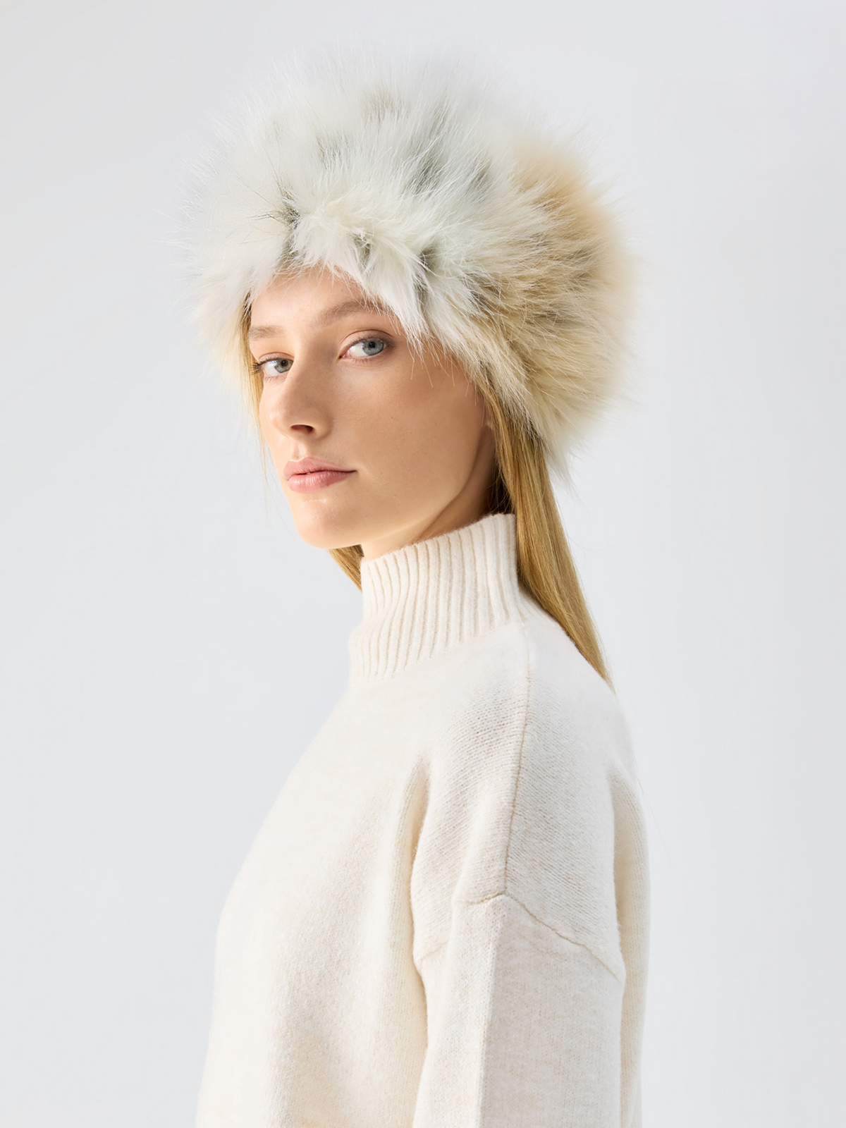 Natasha Hat