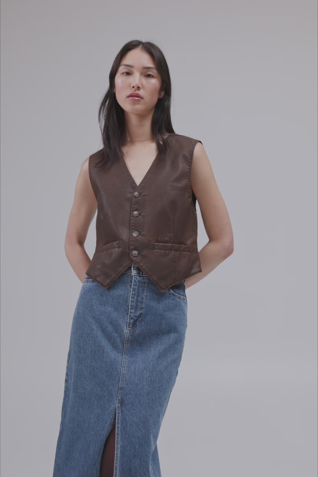 Win Win Vest – Unreal Fur